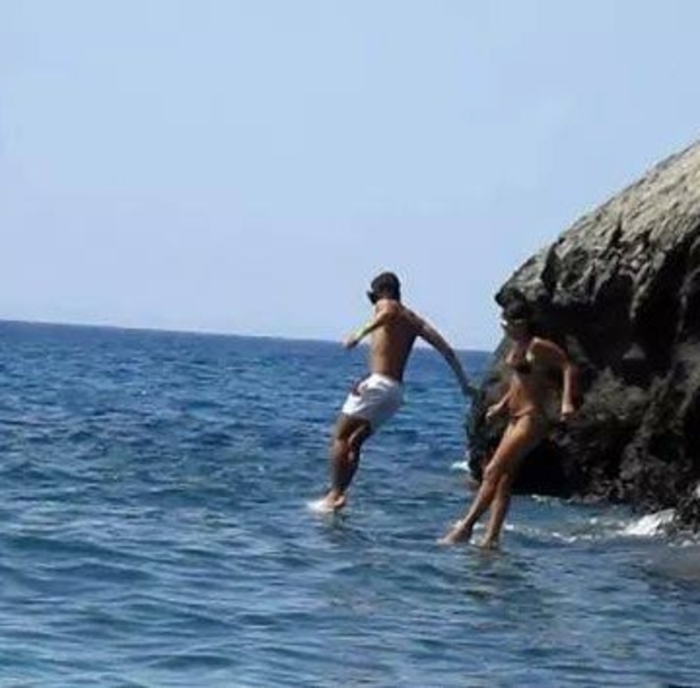 Meet your Posher, Kejda